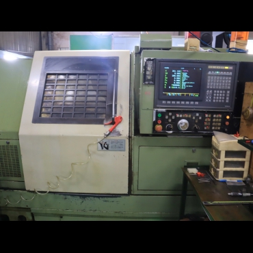 Máy Tiện LB15II